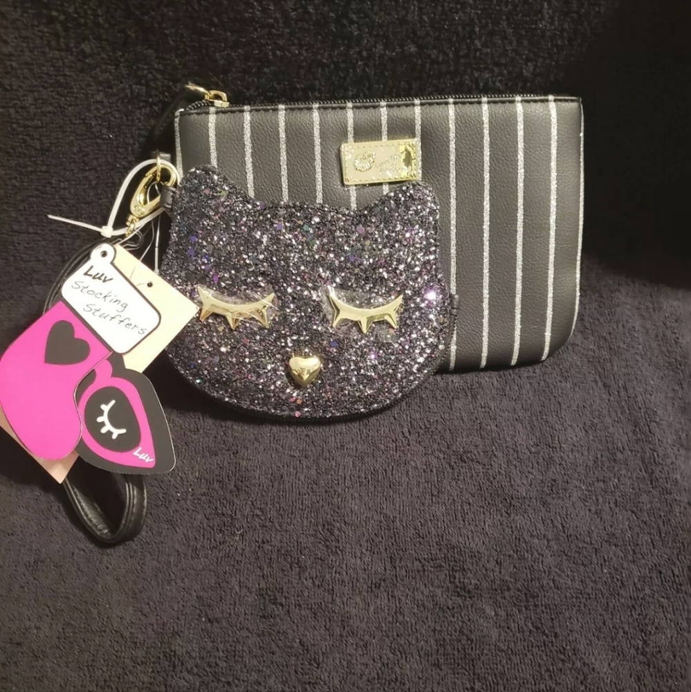 Women's Betsy Johnson Wristlet/coin purse set.